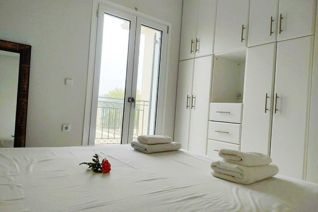 Peggy'S Lux Apartment Karavomylos Exteriér fotografie